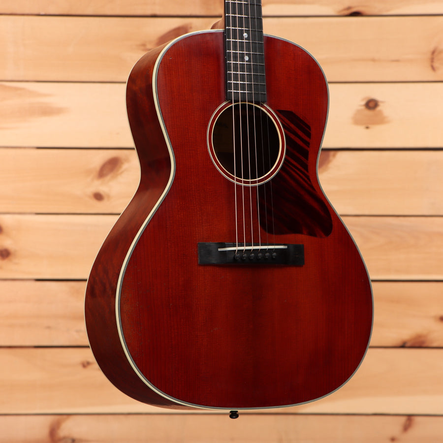 Eastman E10OO SSV antique classic acoustic guitar with rosewood back and sides