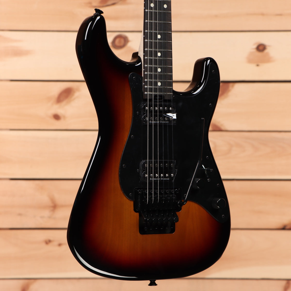 Charvel Pro-Mod So-Cal Style 1 HH FR E - Three-Tone Sunburst