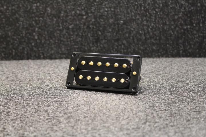 PRS SE Bass Pickup Black Bobbins, Gold-1-Righteous Guitars
