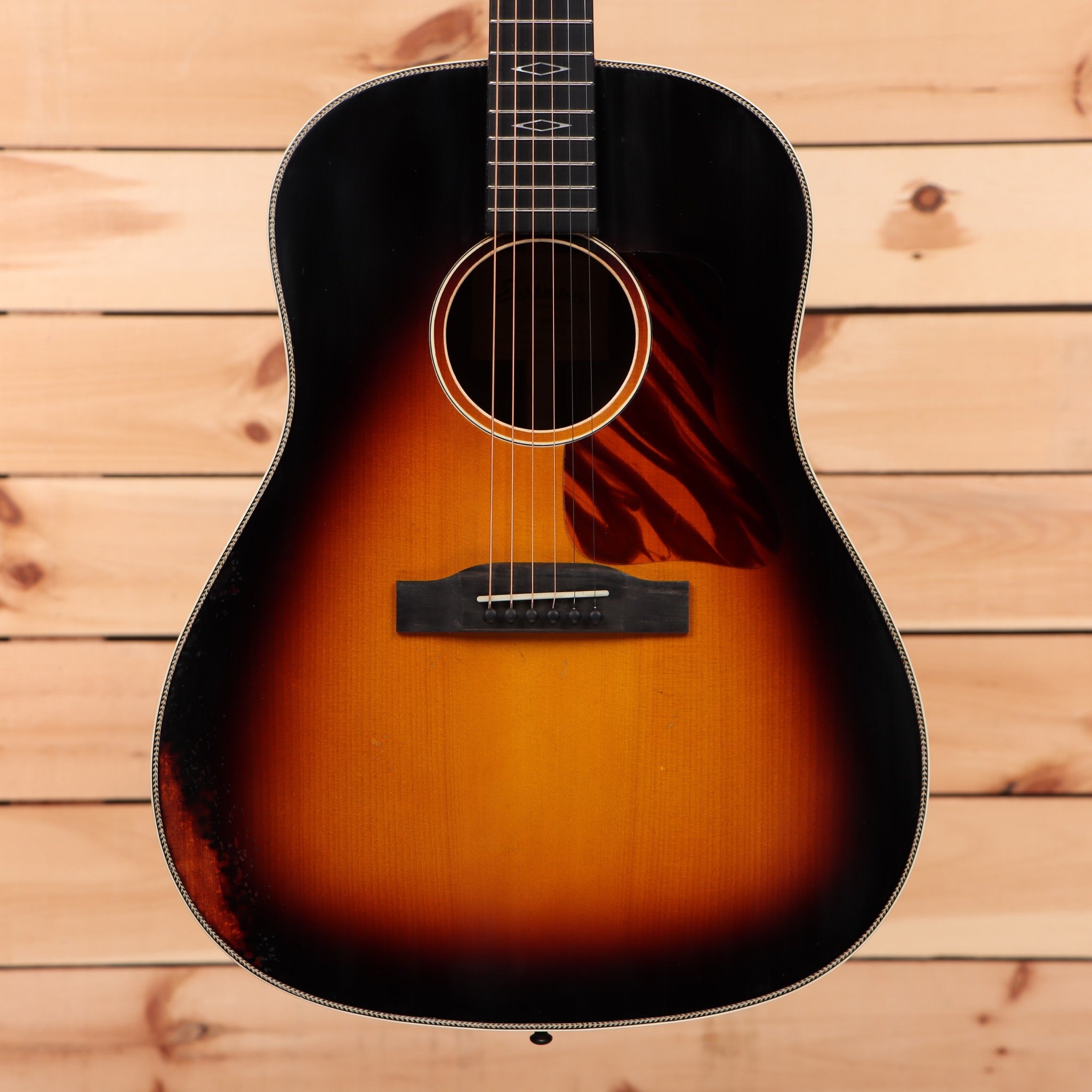 Eastman E22SS dreadnought acoustic guitar sunburst finish with black bridge and rosewood fretboard
