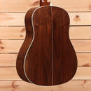 Eastman E22SSvsb dreadnought acoustic guitar sunburst finish with white binding