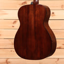 Martin 00-18 dreadnought acoustic guitar natural finish with solid wood back and sides