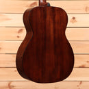 Martin 00-18 dreadnought acoustic guitar natural finish with mahogany back and sides