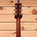 Martin 00-18 dreadnought acoustic guitar natural finish with chrome tuning machines