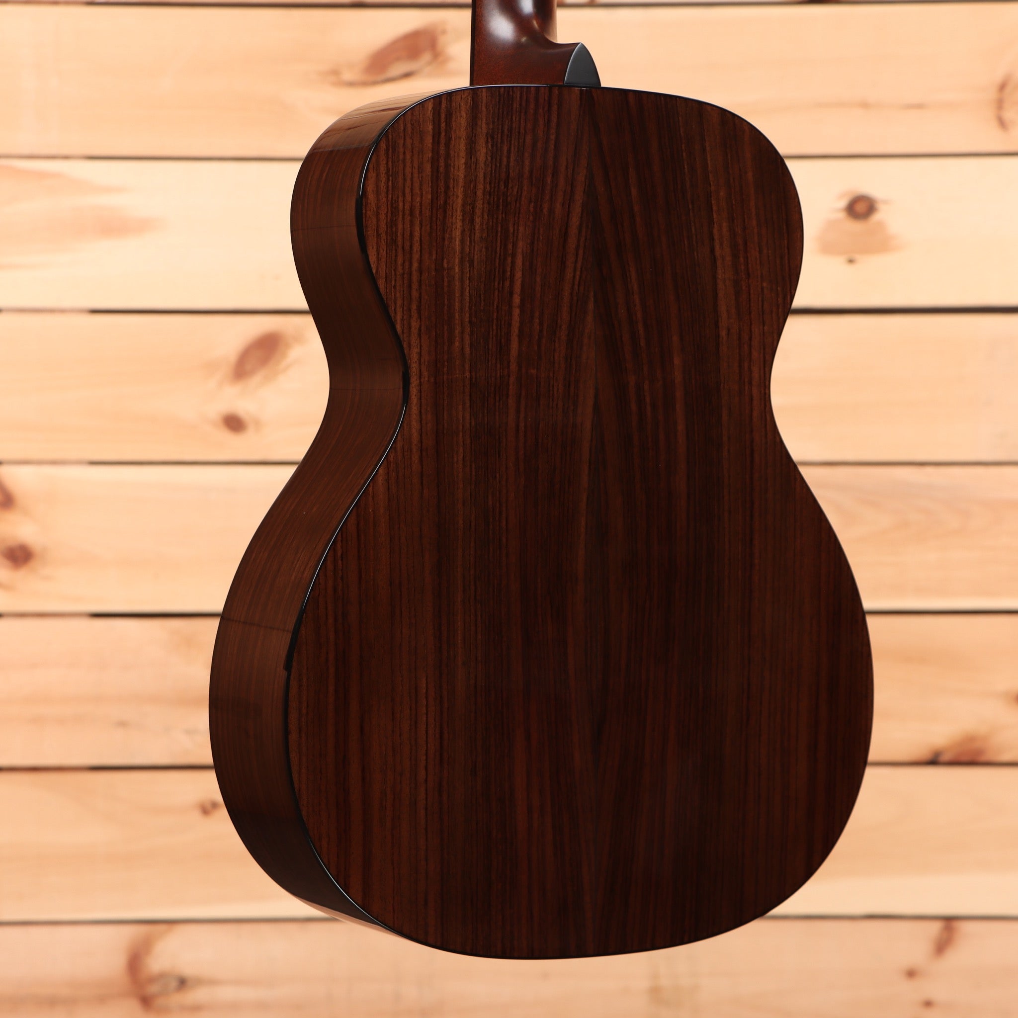 Martin OM-21 concert acoustic guitar natural finish with rosewood back and sides