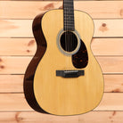 Martin OM21 acoustic guitar natural finish with rosewood back and sides