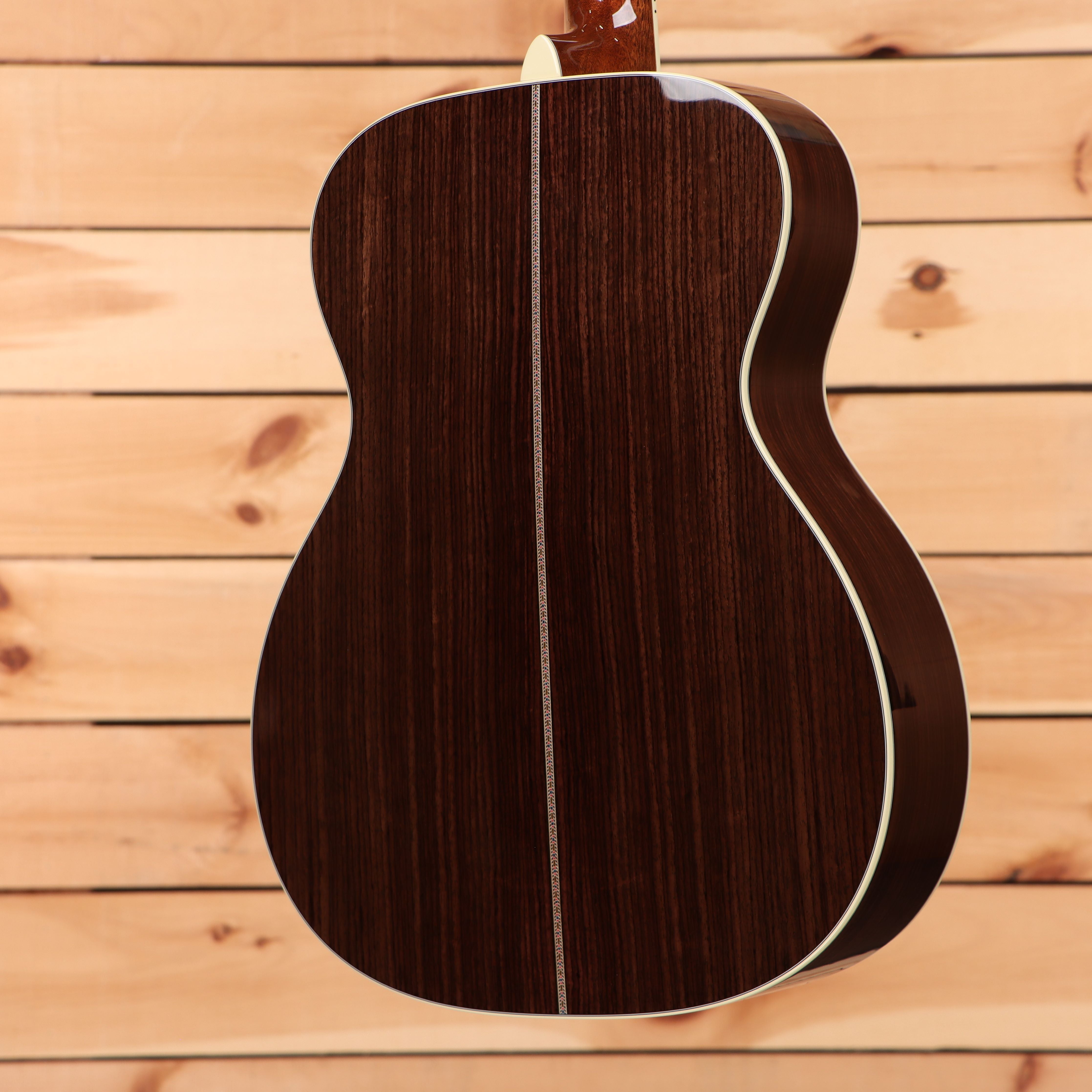 Martin 00-42 dreadnought acoustic guitar natural finish with rosewood back and sides