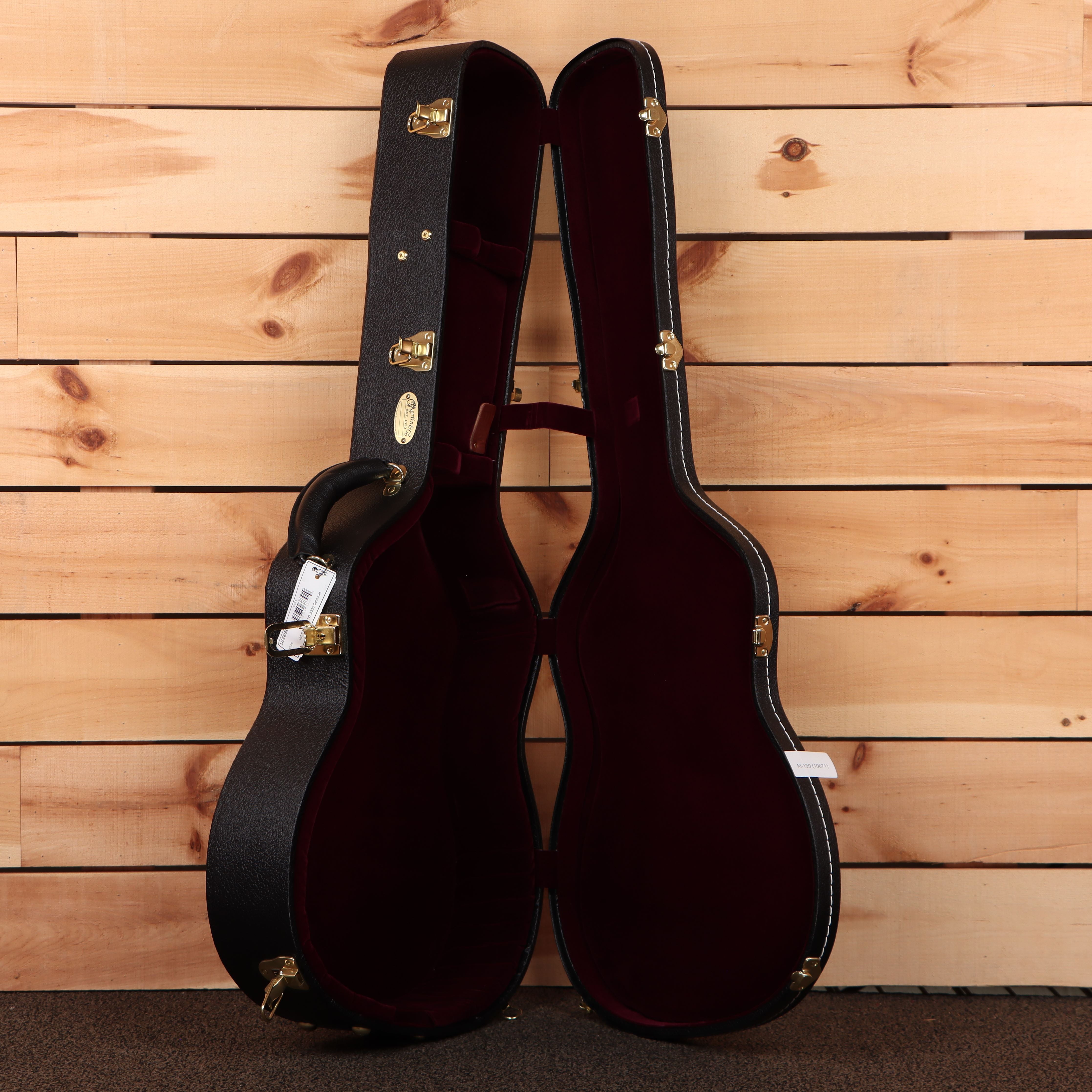 Martin 00-42 dreadnought acoustic guitar natural finish with gold hardware and burgundy velvet interior case
