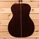 Martin 00-28 Brooke Ligertwood acoustic guitar sunburst finish rosewood back