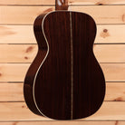 Martin 00-28 Brooke Ligertwood dreadnought acoustic guitar sunburst with white binding