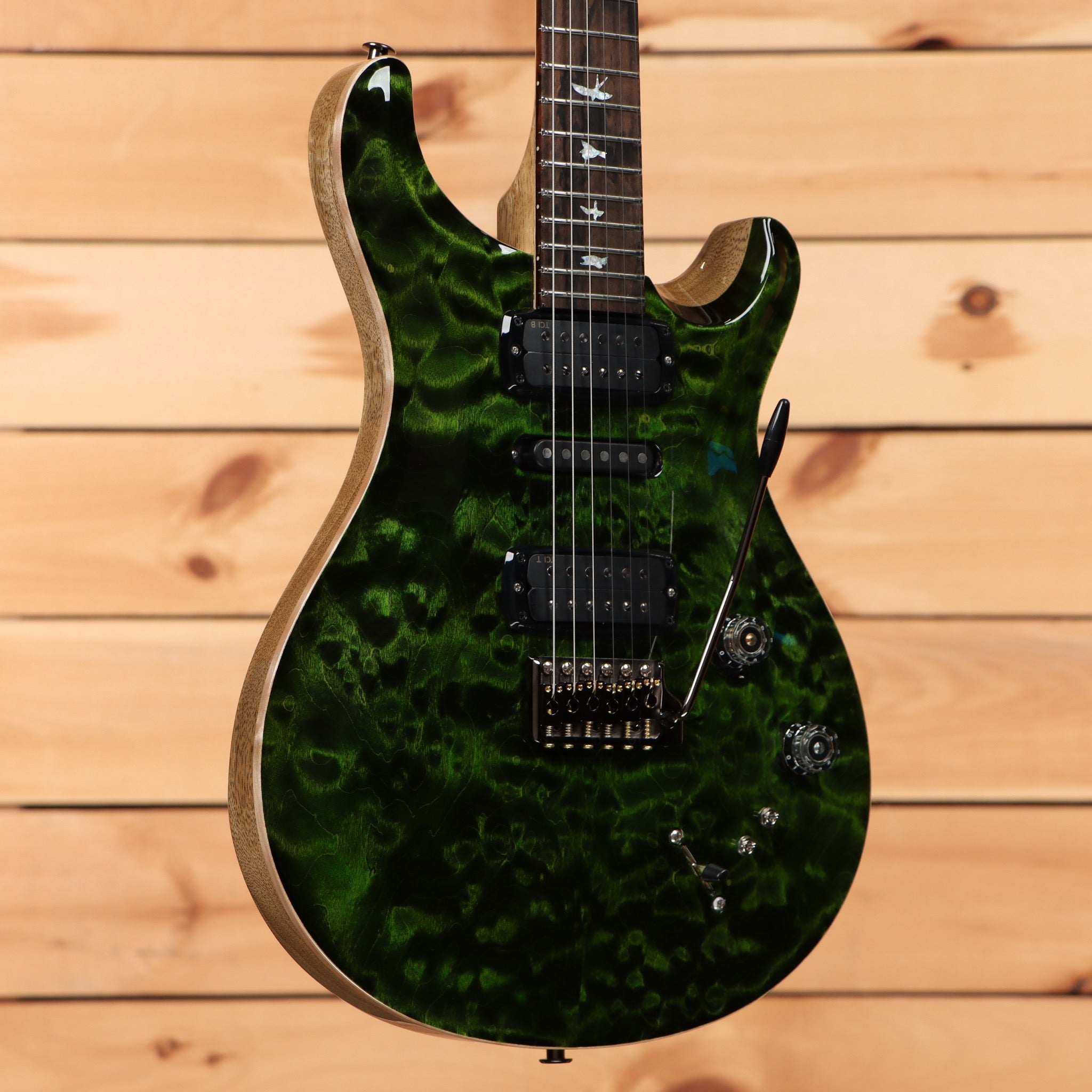Paul Reed Smith Modern Eagle V Wood Library electric guitar Jade Quilt with black hardware