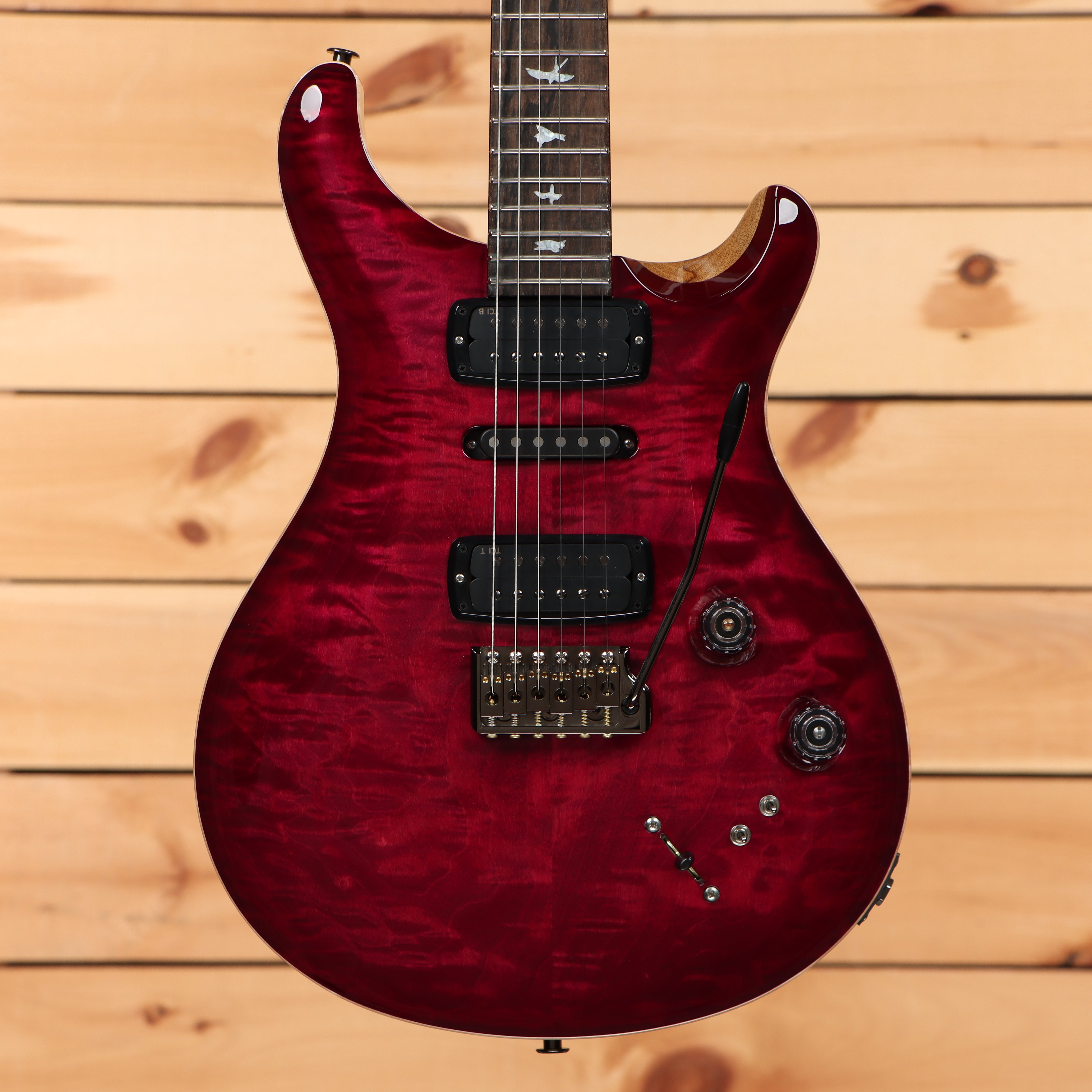 Paul Reed Smith Modern Eagle V Wood Library electric guitar Angry Larry Quilt with flamed maple top and humbucker pickups