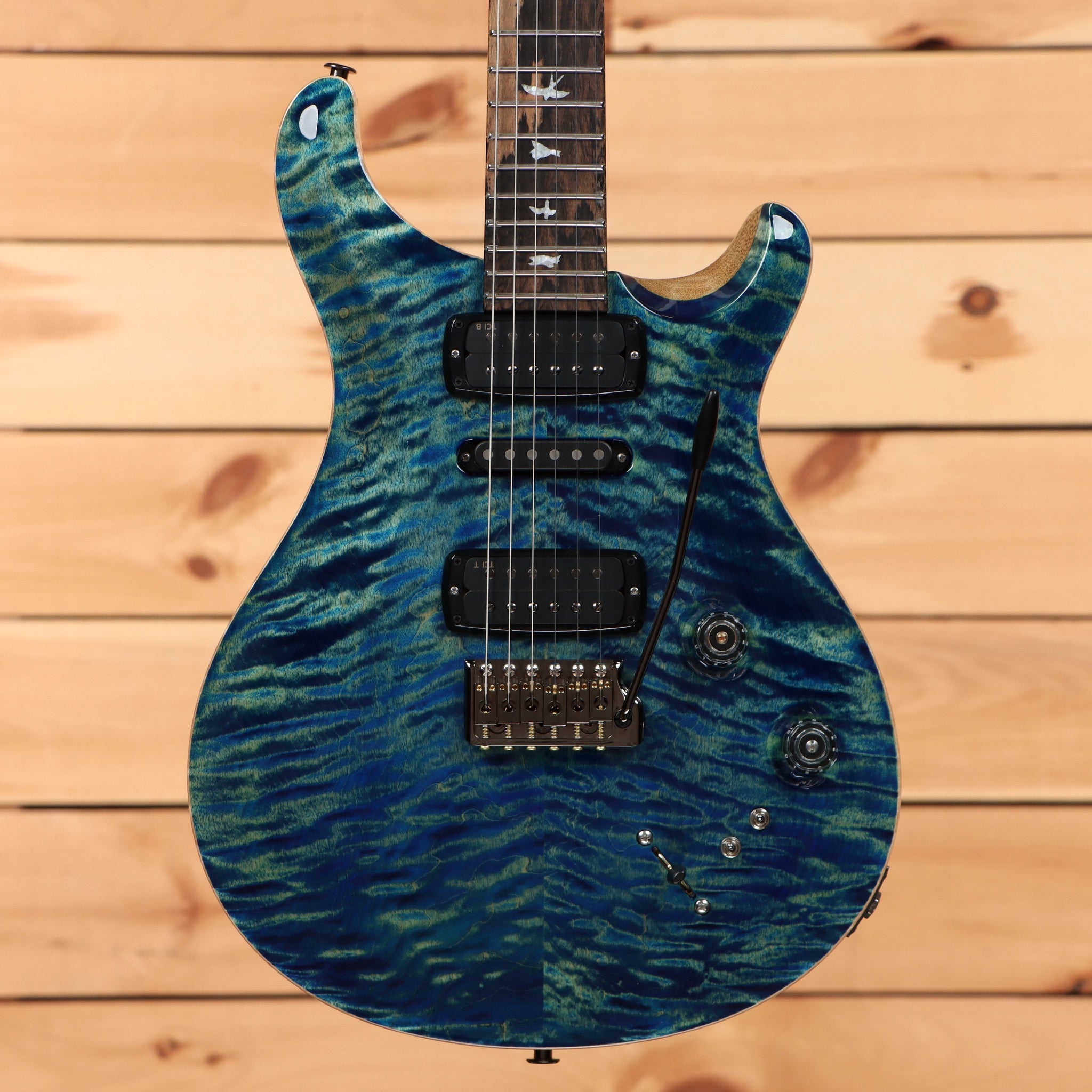 Paul Reed Smith Modern Eagle V Wood Library electric guitar River Blue quilted maple top with humbuckers