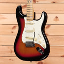 Fender Steve Lacy People Pleaser Stratocaster electric guitar Chaos Burst with three single-coil pickups
