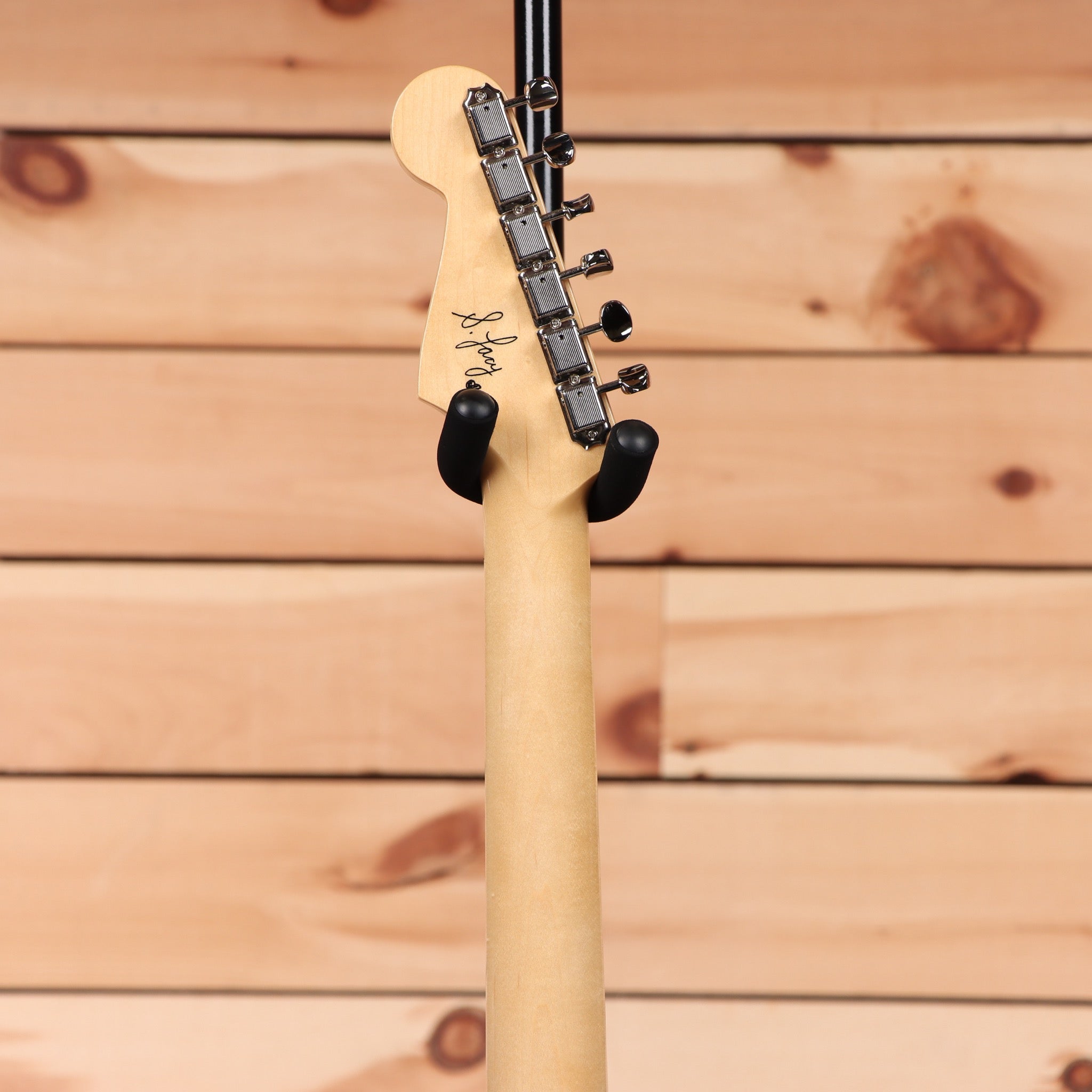 Fender Steve Lacy People Pleaser Stratocaster electric guitar Chaos Burst with maple neck