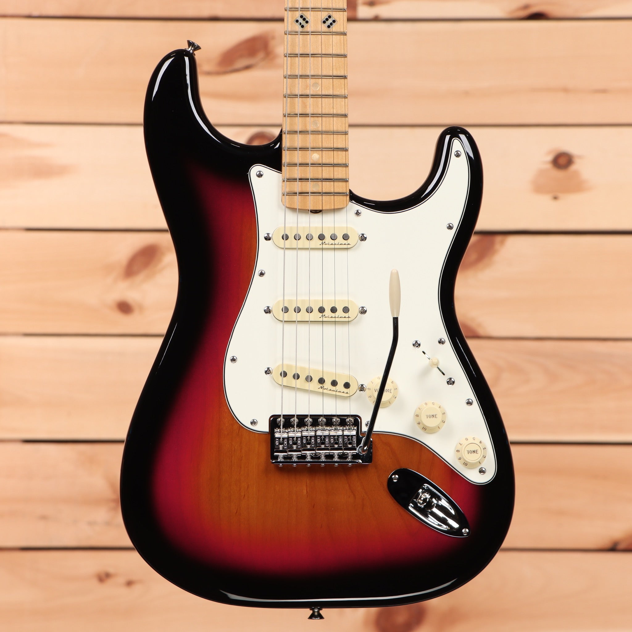 Fender Steve Lacy People Pleaser Stratocaster electric guitar Chaos Burst with white pickguard and single-coil pickups