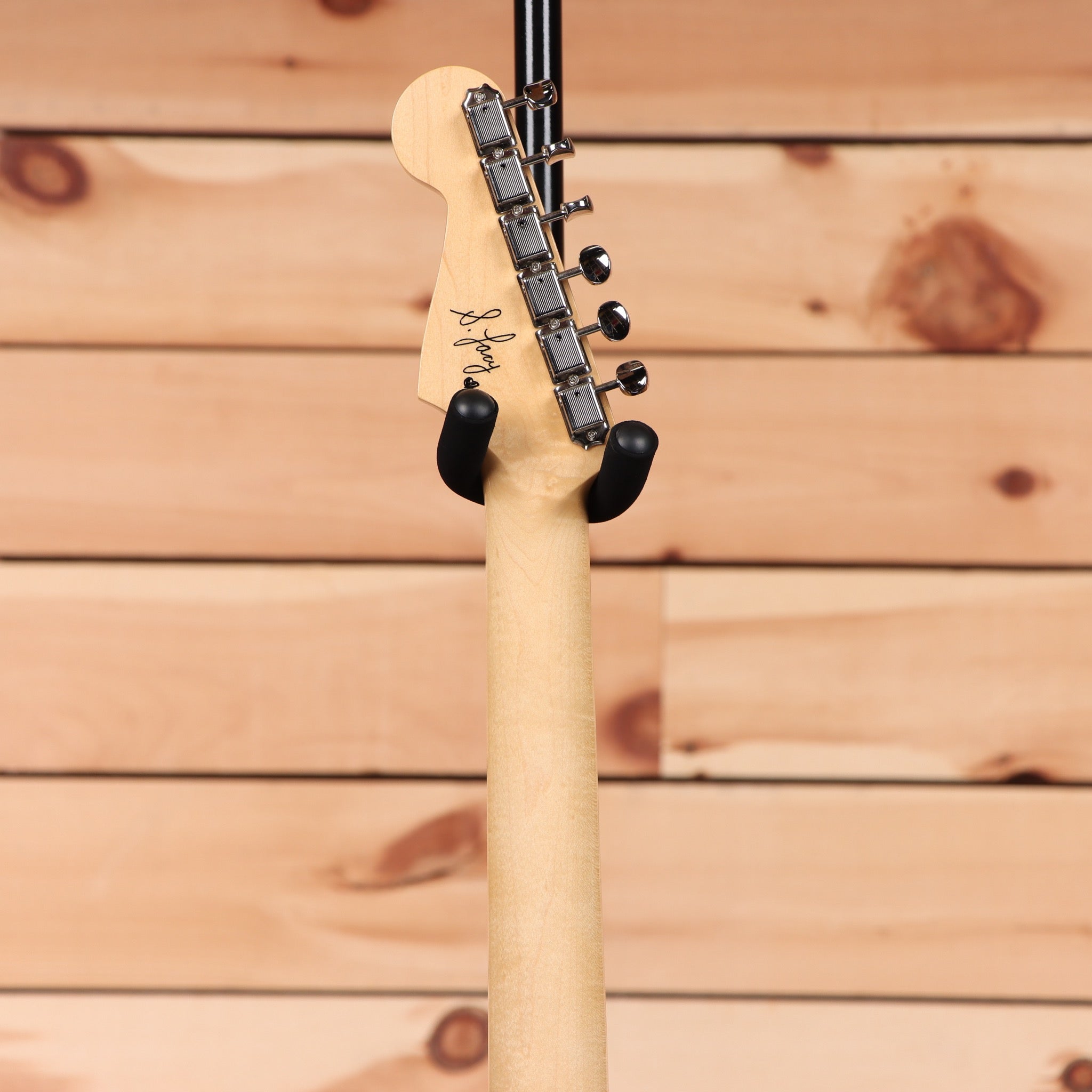 Fender Steve Lacy People Pleaser Stratocaster electric guitar Chaos Burst maple neck with single-coil pickups