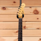 Fender Custom Shop Postmodern Stratocaster Journeyman Relic electric guitar Olympic White with maple neck and single-coil pickups