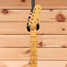 Fender Custom Shop Vintage Custom 1955 Hardtail Stratocaster electric guitar Aged White Blonde with maple neck