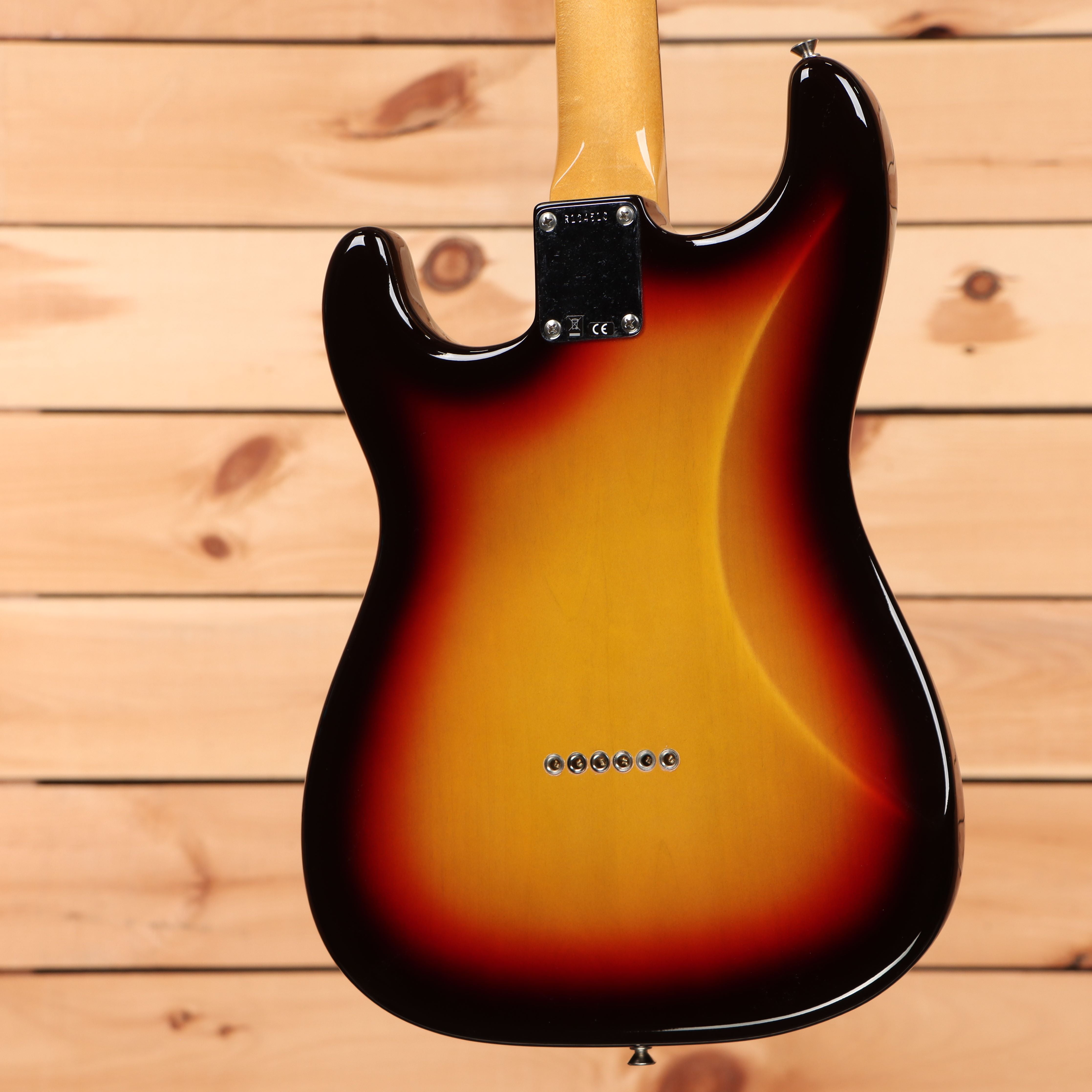 Fender Custom Shop Vintage Custom 59 Hardtail Stratocaster electric guitar Chocolate 3-Tone Sunburst with single-coil pickups
