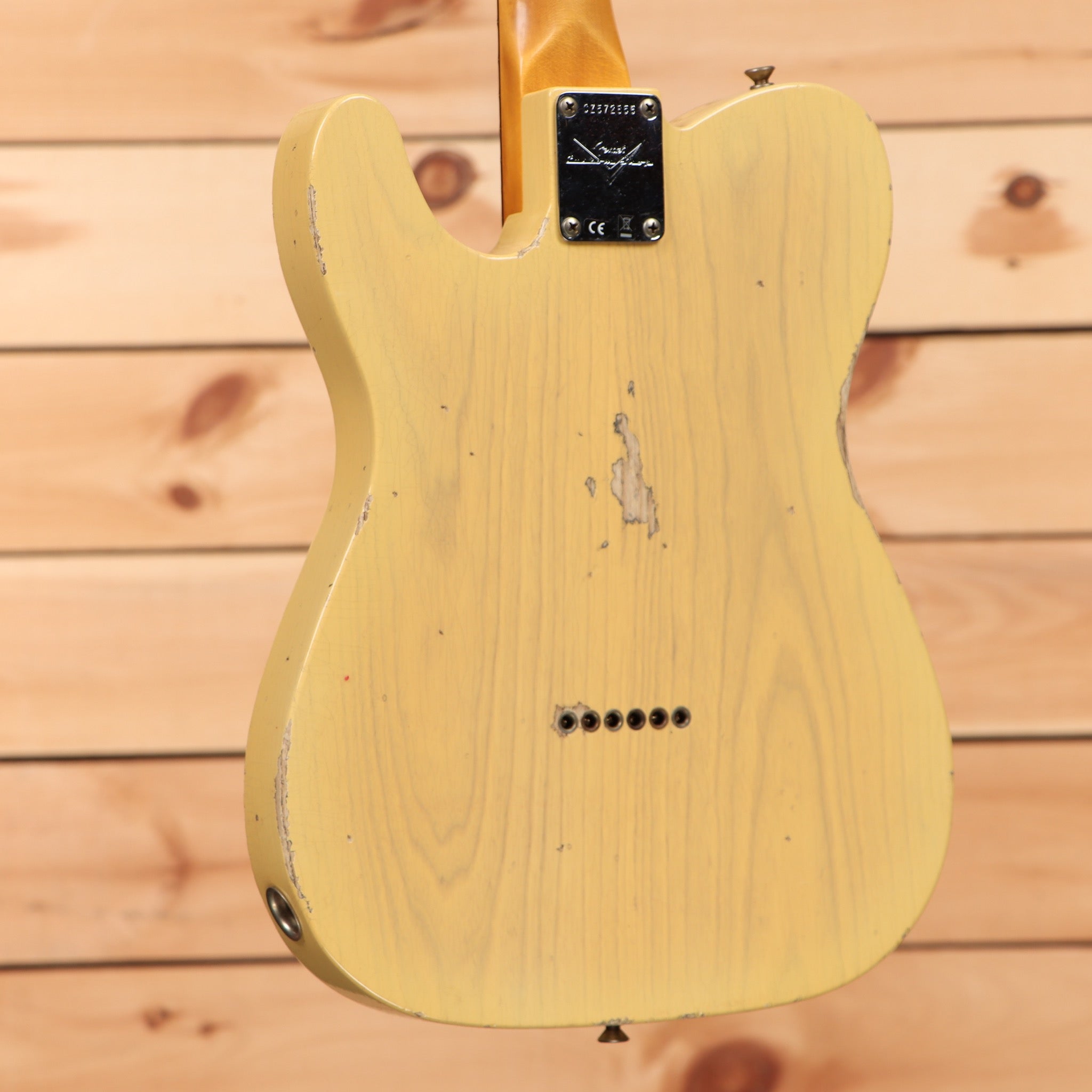 Fender Custom Shop 1964 Telecaster Relic electric guitar Natural Blonde with single-coil pickups