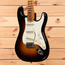 Fender Custom Shop 1956 Stratocaster Journeyman Relic electric guitar two-color sunburst with maple fretboard