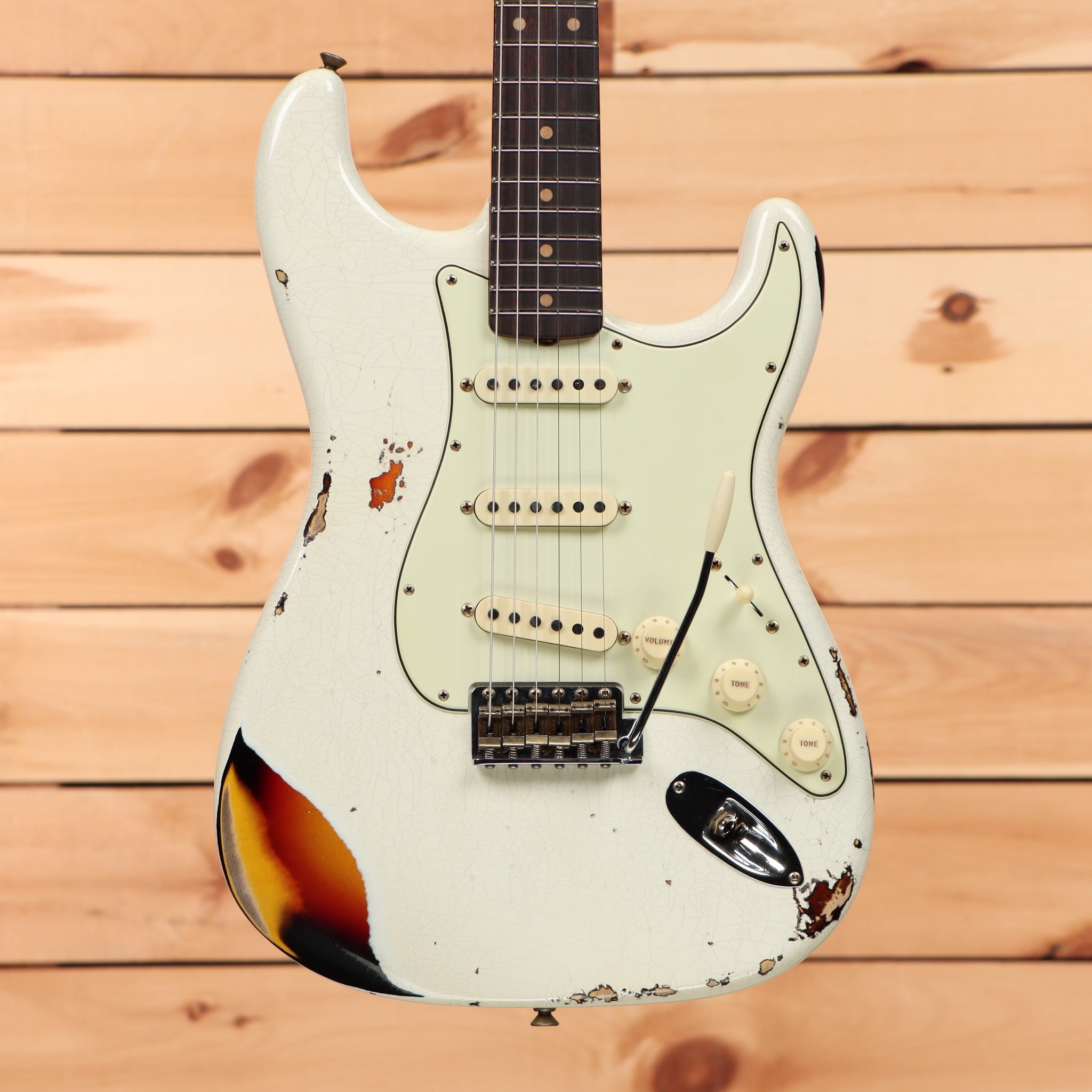 Fender Custom Shop 1960 Stratocaster heavy relic electric guitar Olympic White over 3-color sunburst with single-coil pickups