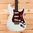 Fender Custom Shop Limited Roasted Pine Stratocaster Deluxe electric guitar White Blonde with tortoiseshell pickguard and single-coil pickups