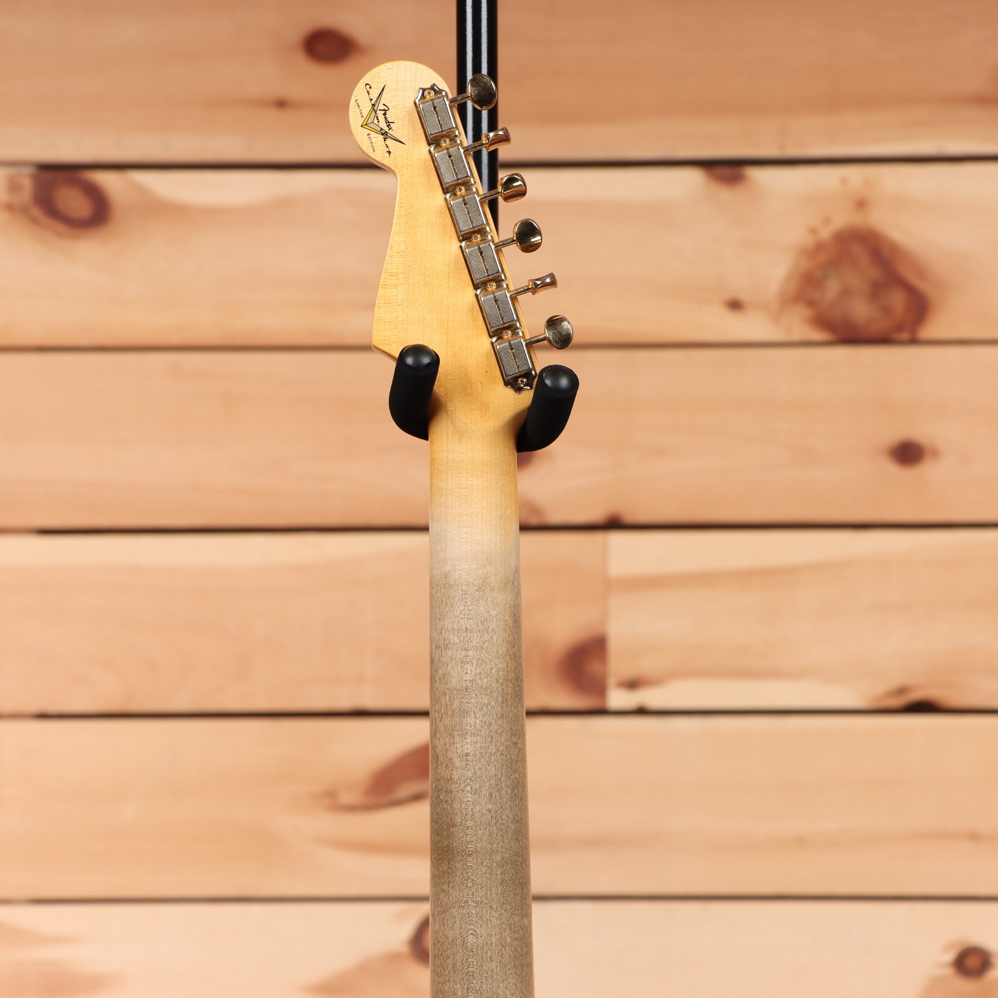 Fender Custom Shop Limited 1965 Dualmag Stratocaster Journeyman Relic electric guitar Aged Inca Silver with maple neck