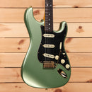 Fender Custom Shop Limited 1965 Dual Mag Stratocaster Journeyman Relic electric guitar Aged Sage Green Metallic with single-coil pickups