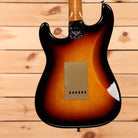 Fender Custom Shop American Custom Stratocaster electric guitar Antique Sunburst with single-coil pickups