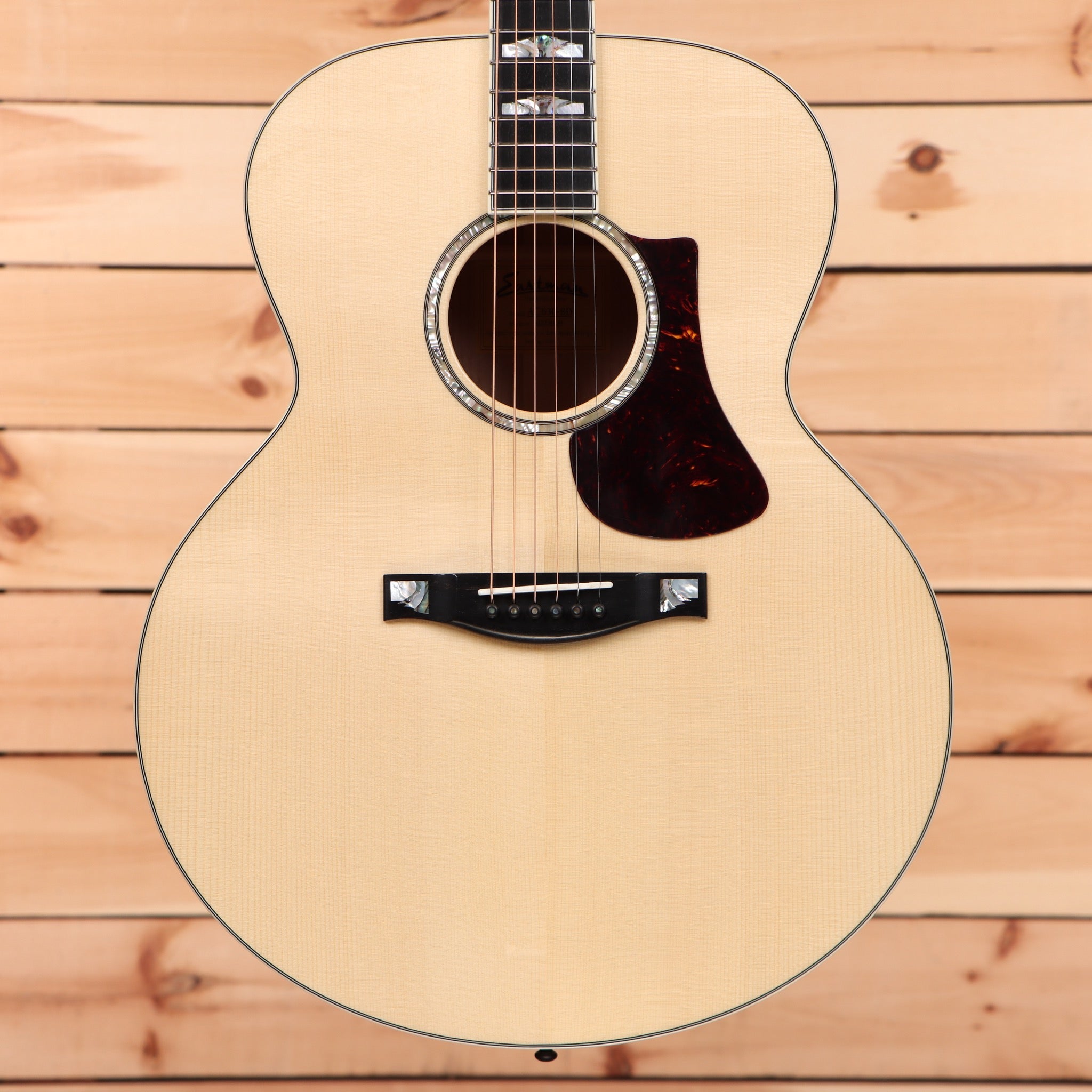 Eastman AC630-BD acoustic guitar natural finish with cutaway and black pickguard