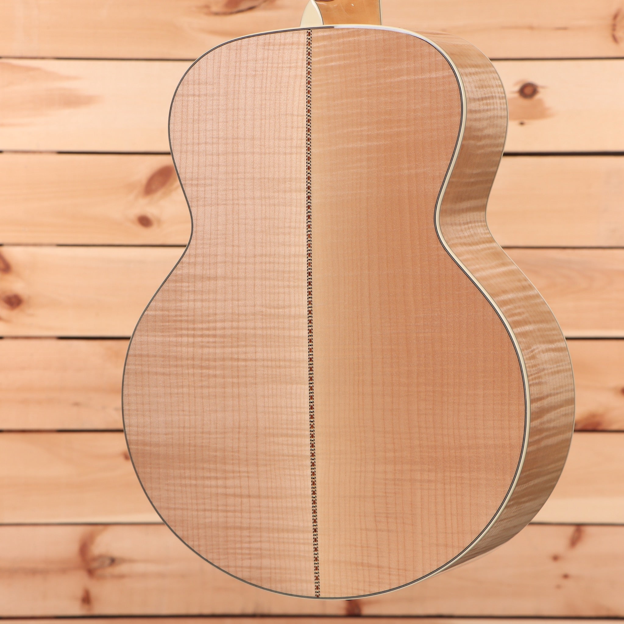 Eastman AC630-BD concert acoustic guitar natural finish with decorative center stripe binding