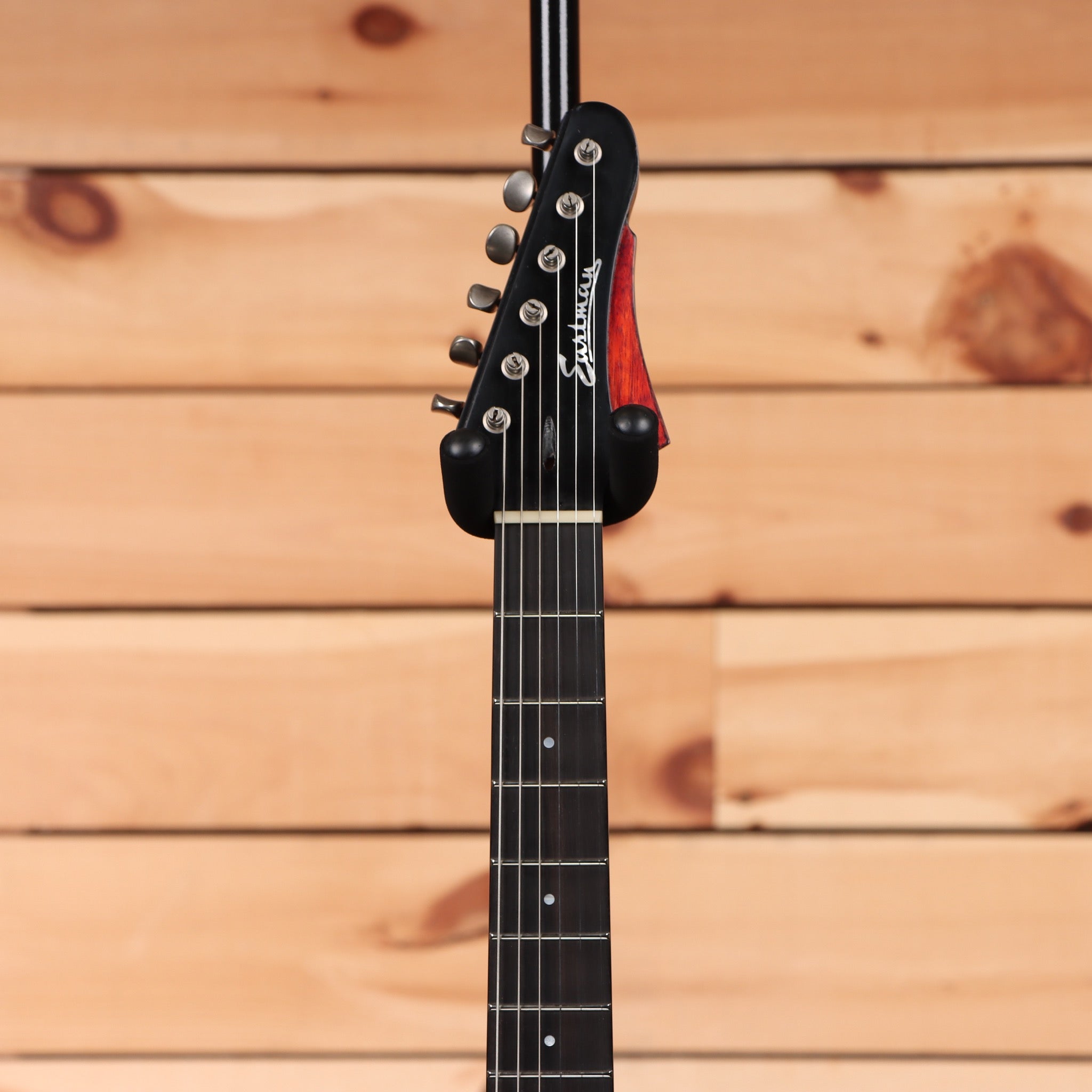 Eastman Juliet VBB antique black varnish 12-string acoustic guitar with red back binding
