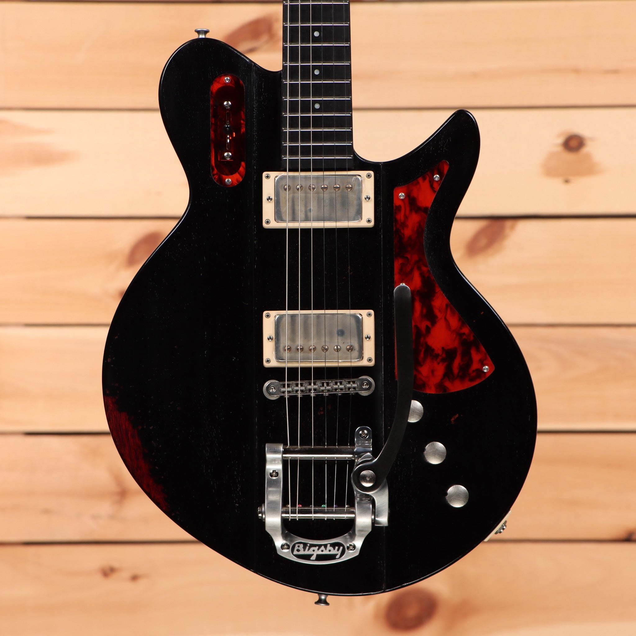 Eastman Juliet VBB semi-hollow electric guitar Antique Black Varnish with dual humbucker pickups