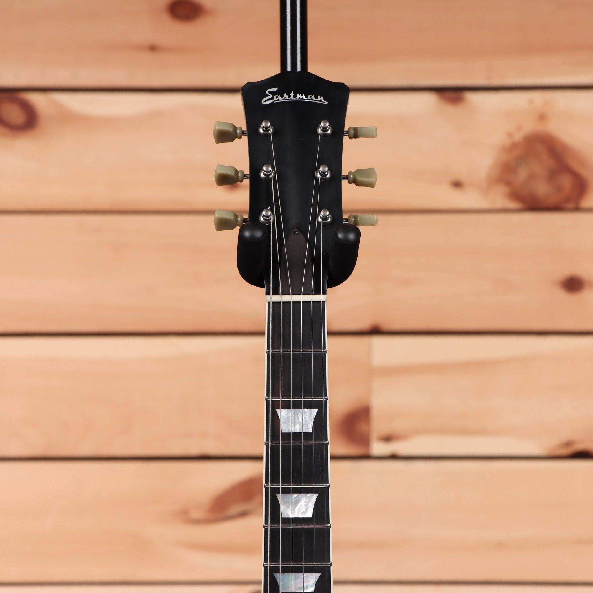 Eastman SB59-V semi-hollow electric guitar black with maple fretboard inlays and vintage tuners