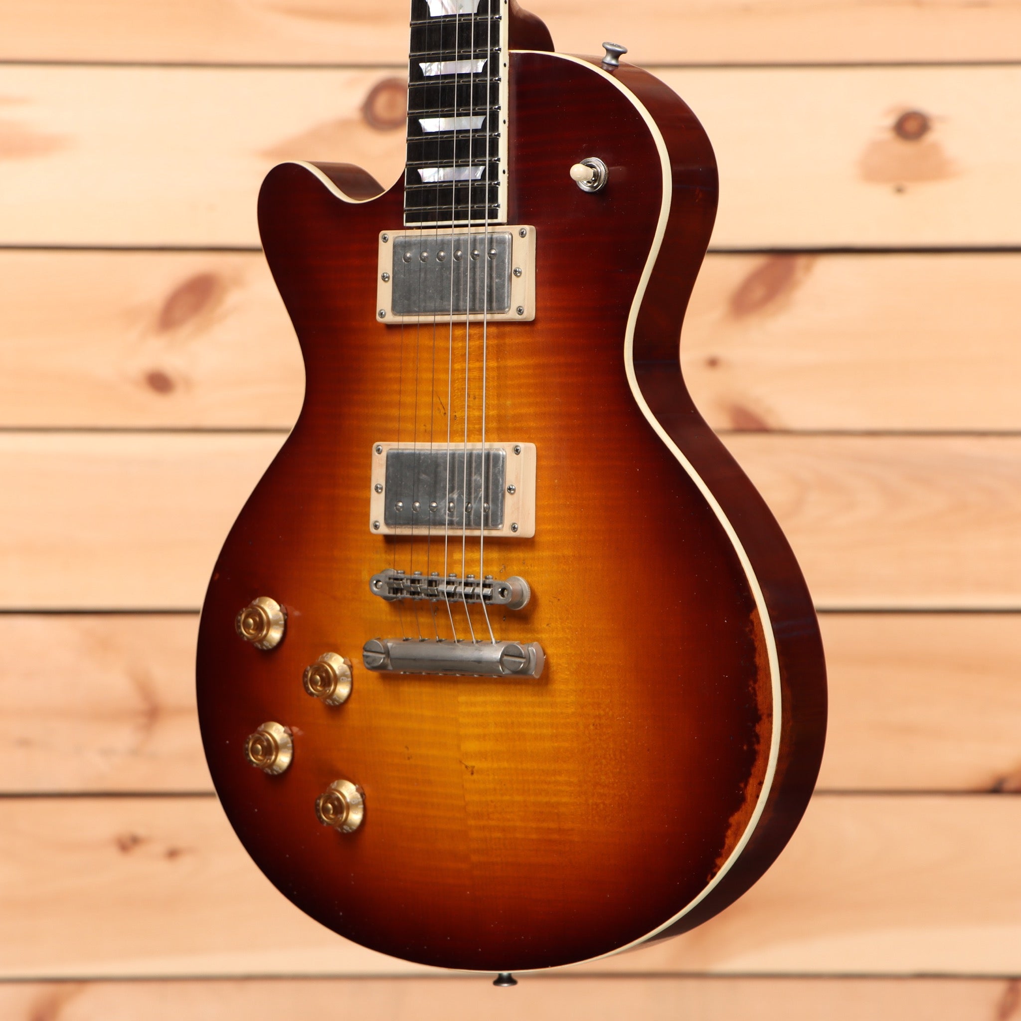 Eastman SB59LV semi-hollow electric guitar Antique Goldburst with dual humbucker pickups
