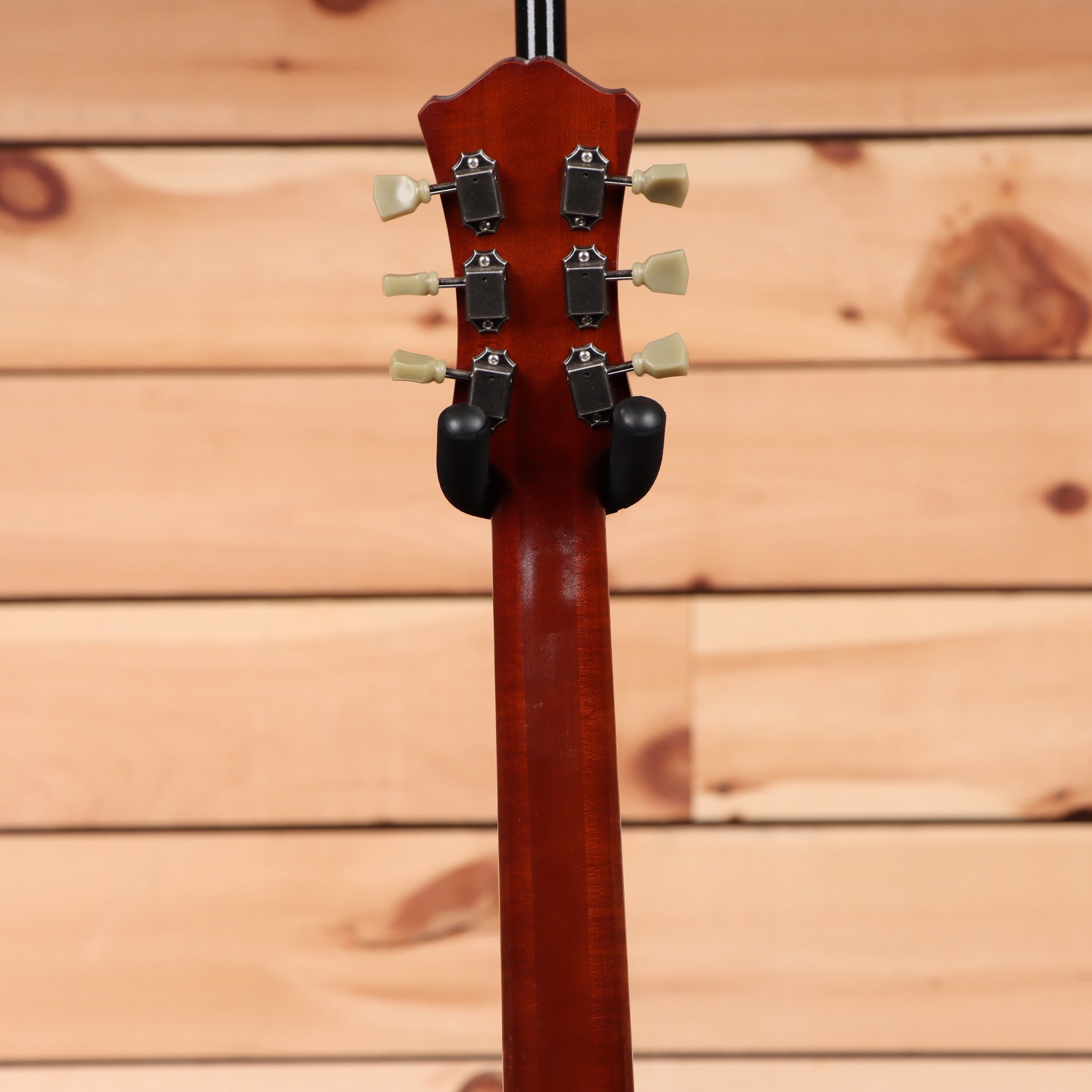 Eastman T64-V antique goldburst semi-hollow electric guitar with gold tuning machines