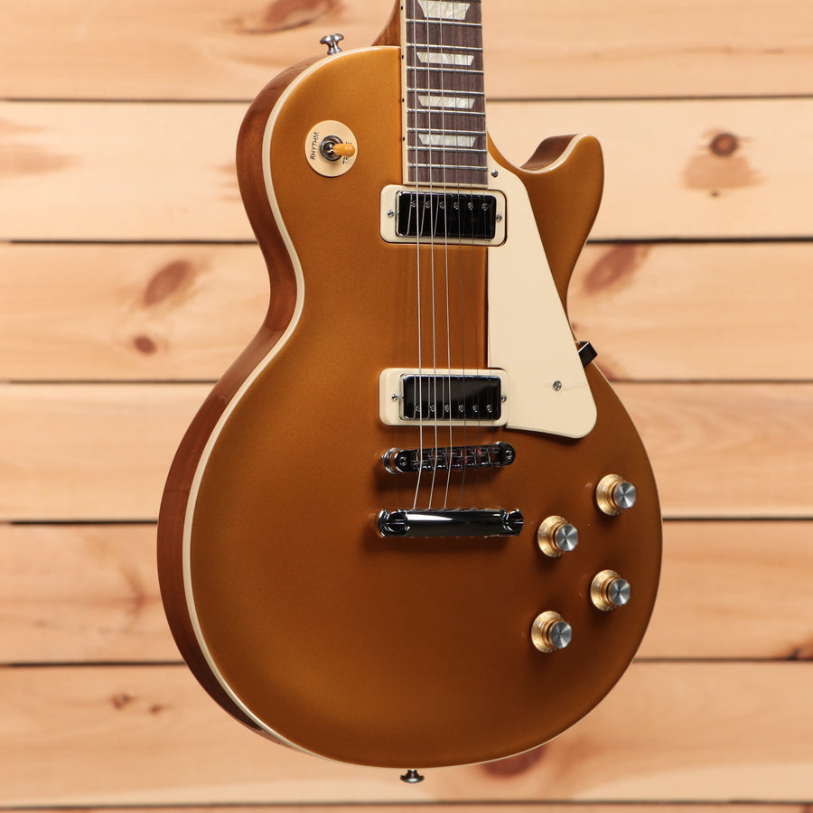 Gibson Les Paul 70s Deluxe electric guitar Gold Top with dual humbucker pickups and gold hardware