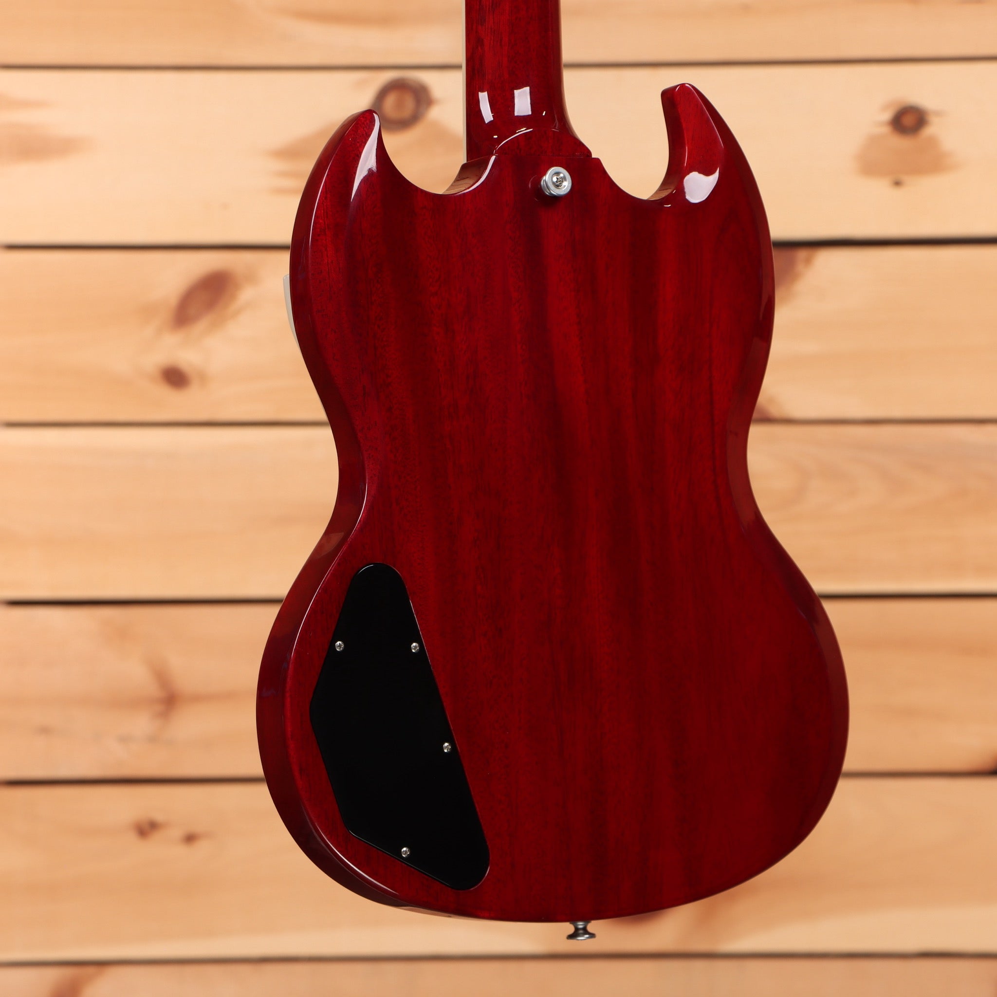 Gibson SG Standard 61 Maestro Vibrola electric guitar Vintage Cherry with dual humbuckers