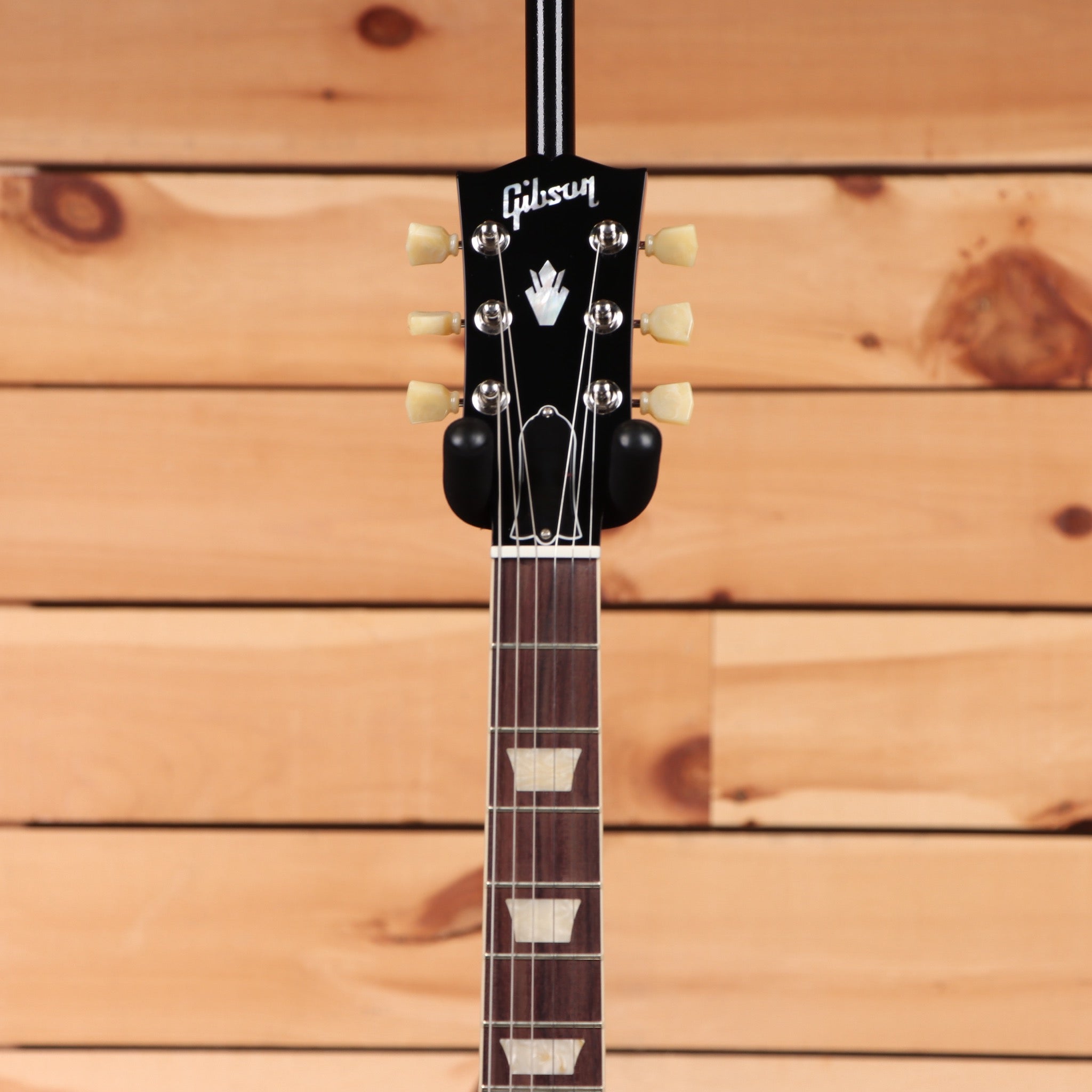 Gibson SG Standard 61 electric guitar Vintage Cherry with Maestro vibrola and rosewood fretboard