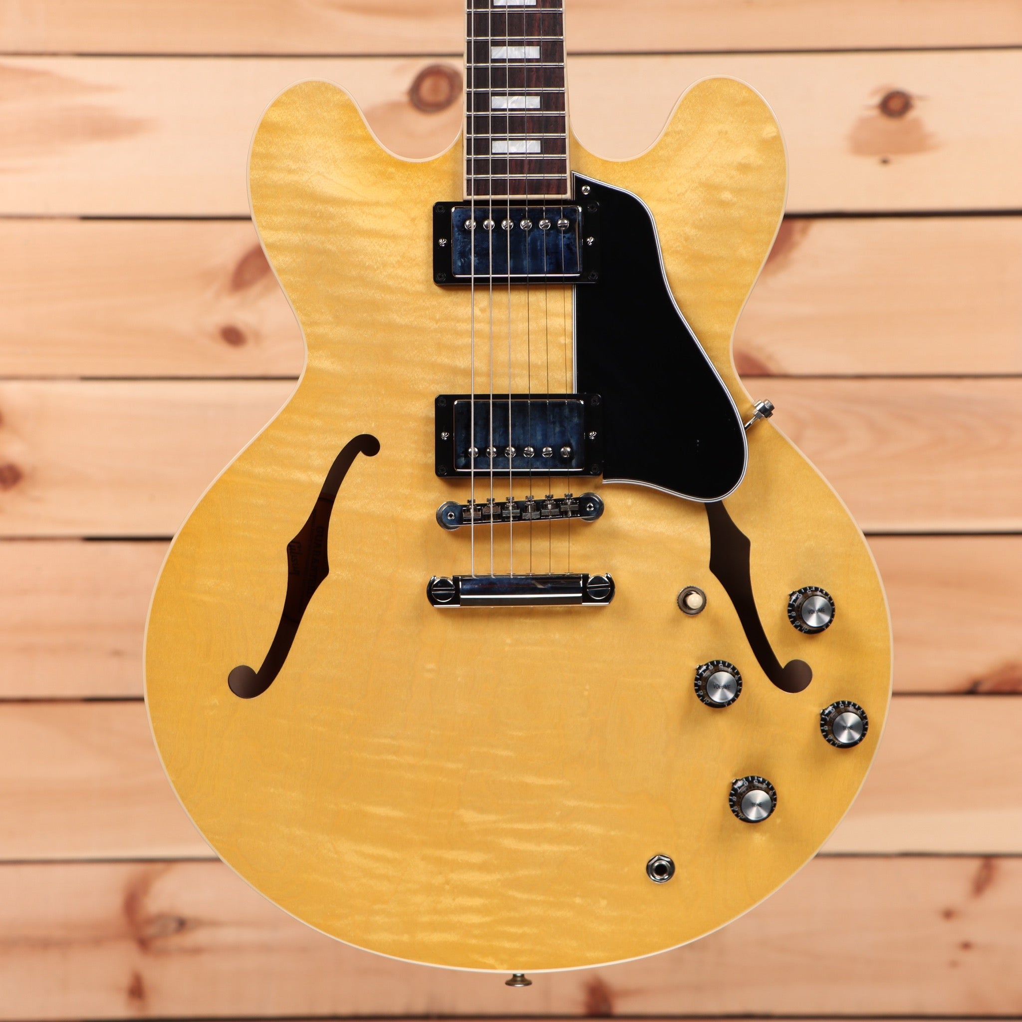 Gibson ES-335 semi-hollow electric guitar Figured Antique Natural with dual humbuckers and f-holes