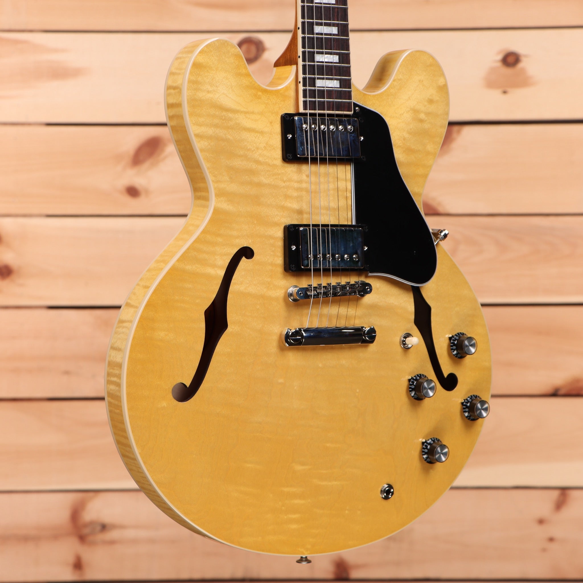 Gibson ES-335 semi-hollow electric guitar Antique Natural with dual humbuckers and f-holes