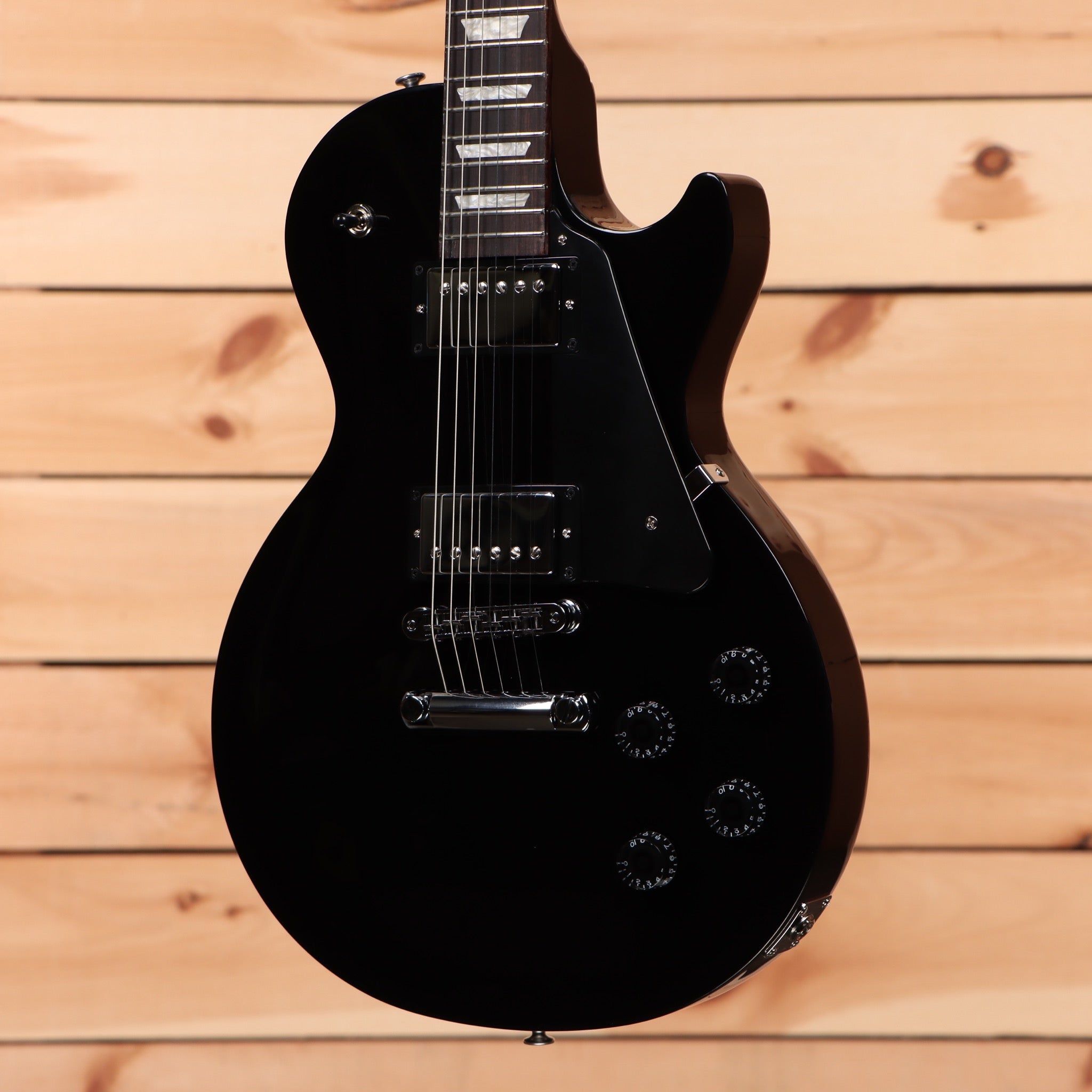 Gibson Les Paul Studio electric guitar ebony finish with dual humbucker pickups