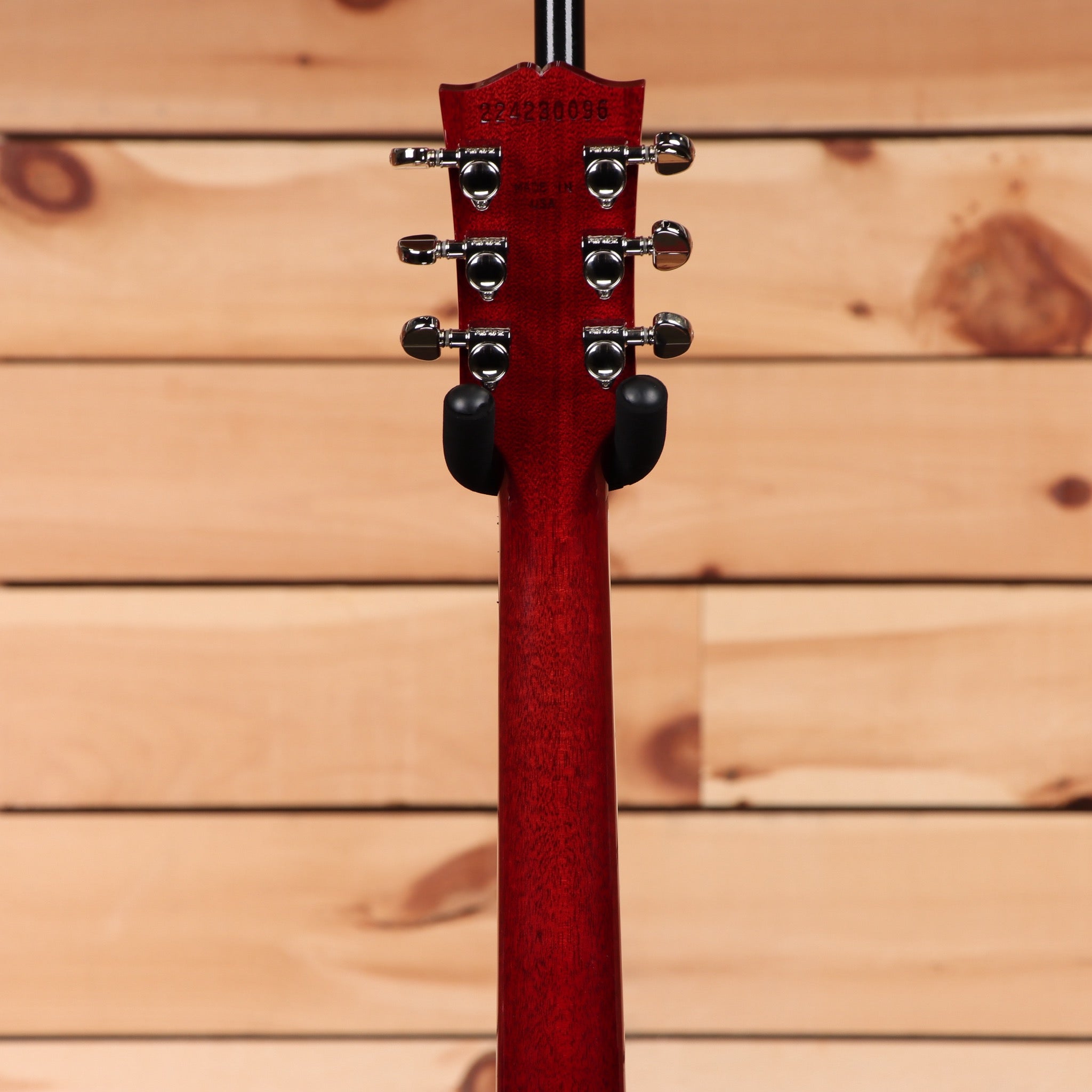 Gibson ES-339 semi-hollow electric guitar 60s Cherry with chrome tuning machines and black pickguard