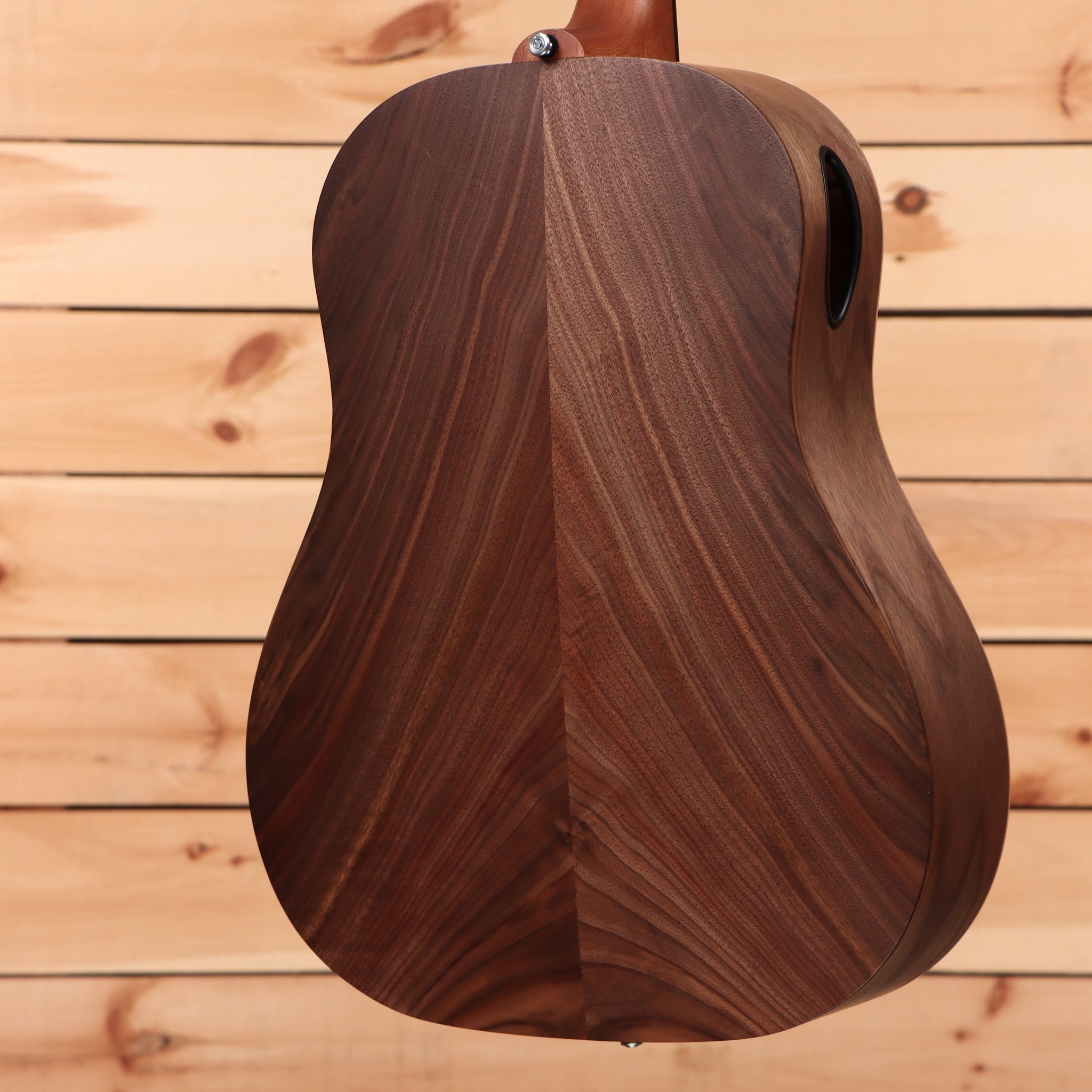 Gibson G-45 dreadnought acoustic guitar natural finish with solid wood construction and sound hole
