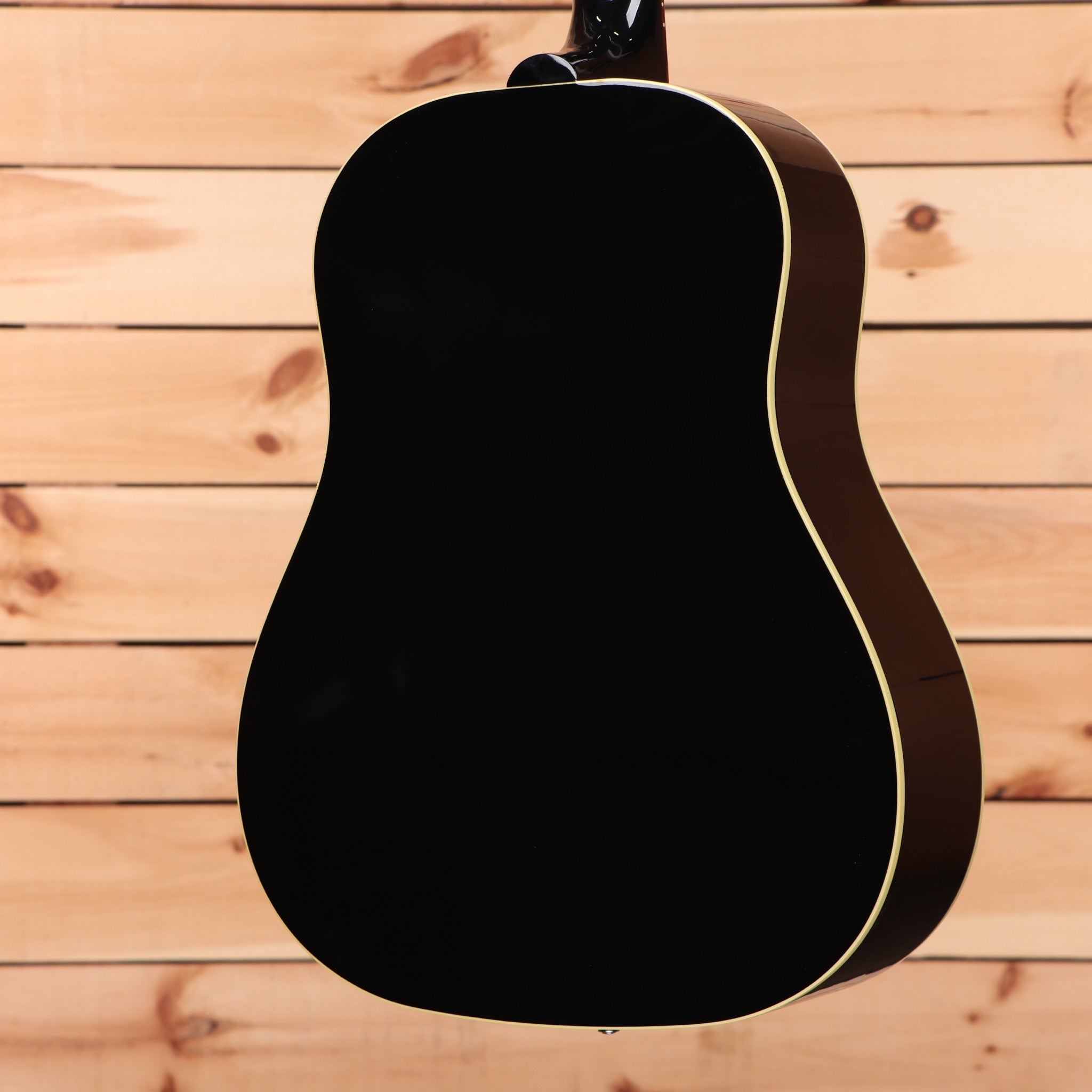 Gibson 60s J45 Original acoustic guitar Ebony with cream binding and dreadnought body shape