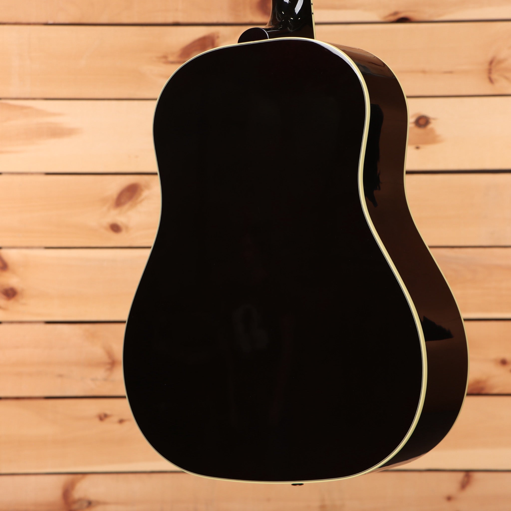 Gibson Southern Jumbo Original acoustic guitar vintage sunburst with cream binding