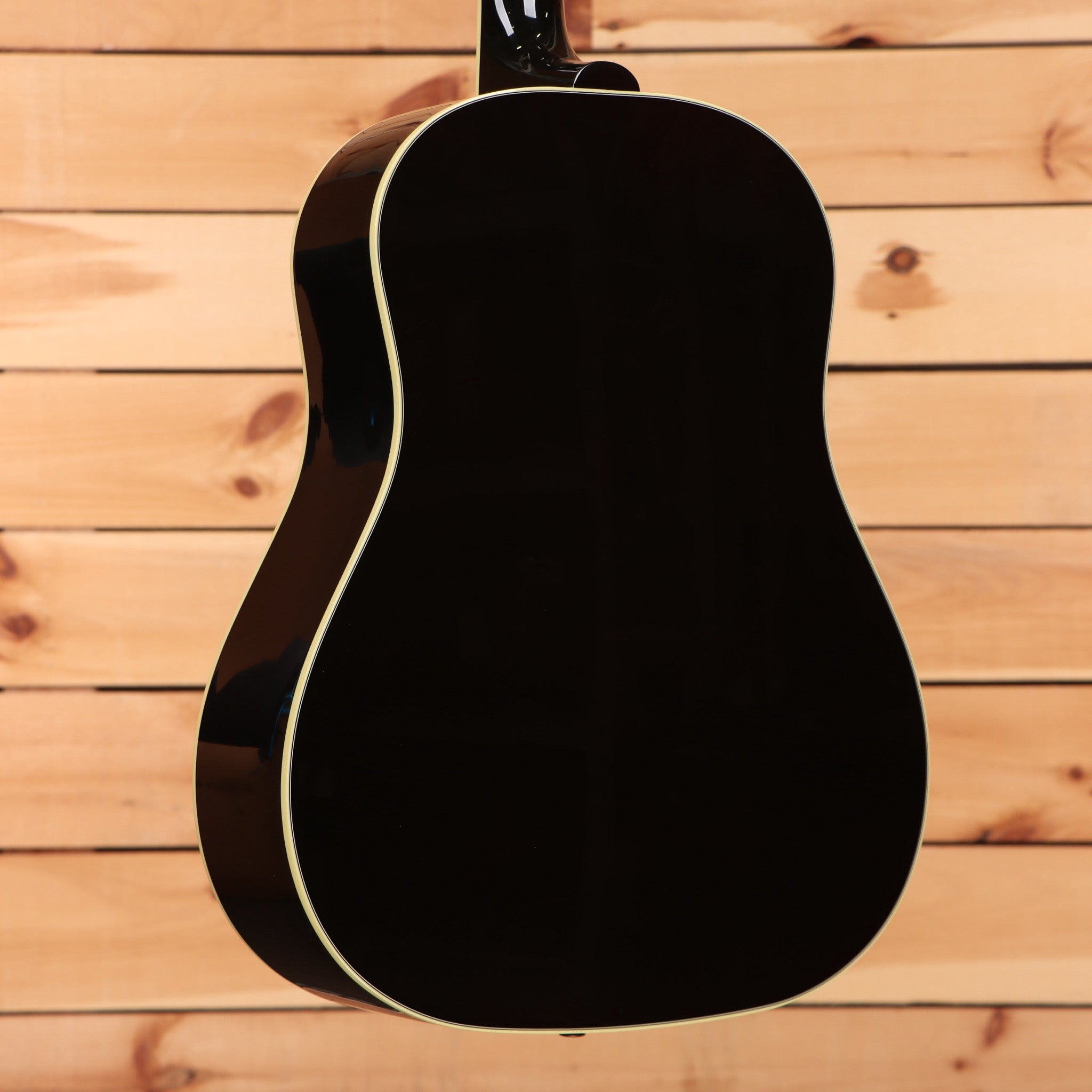 Gibson Southern Jumbo Original acoustic guitar Vintage Sunburst with cream binding detail