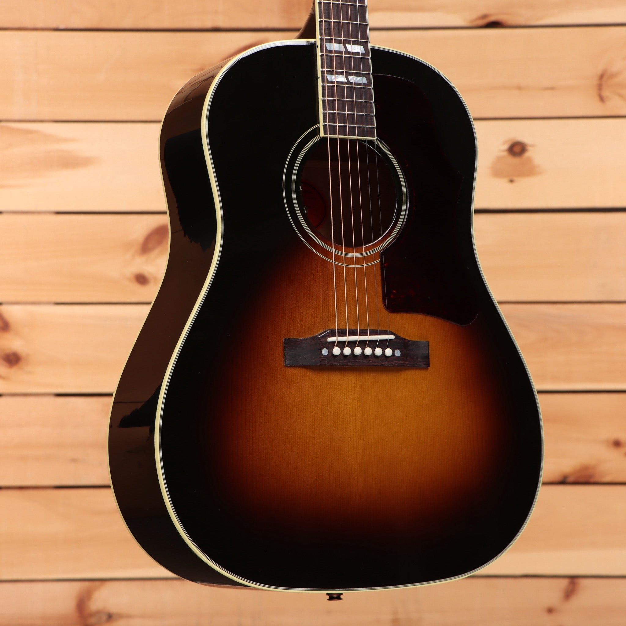 Gibson Southern Jumbo Original acoustic guitar vintage sunburst with 12-string configuration